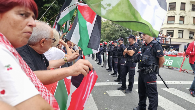 De colaboracionistas y&nbsp;apolíticos