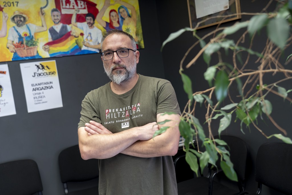 «Uste dugu sindikalismoa dela txertorik onena xenofobiaren eta faxismoaren aurka». Erriberako (Nafarroa) LAB sindikatuko kidea den Ramon Lacalzadari&nbsp;elkarrizketa