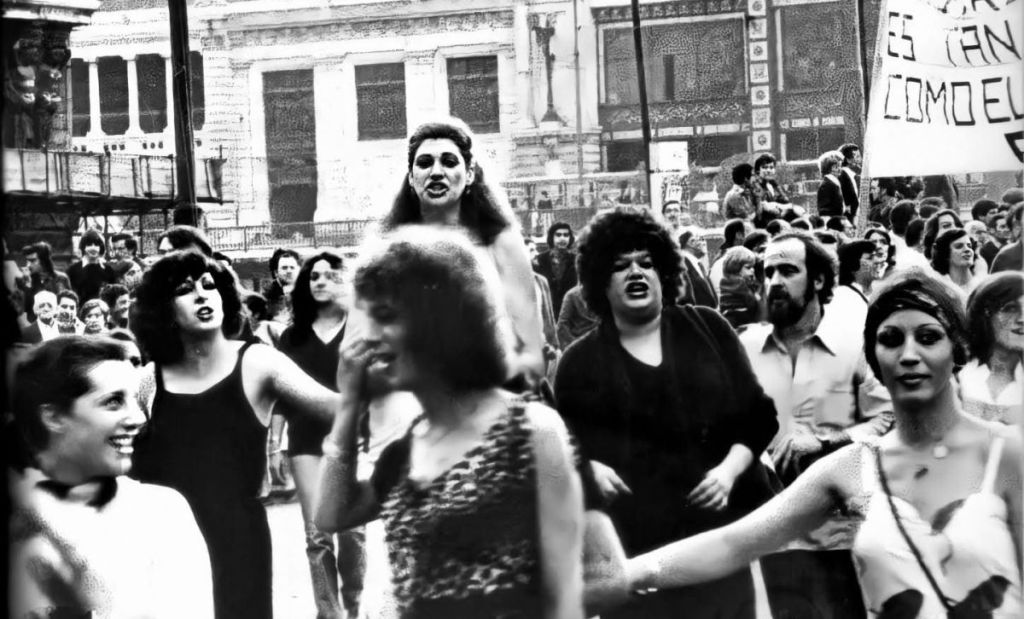 «Inbertituak» eta «desbideratuak»: diktadura arrakalatu zuten sexu-genero&nbsp;disidentziak