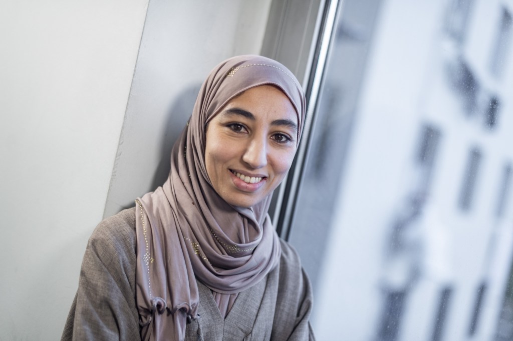 Hajar Samadi-ri elkarrizketa, Bidaya emakume musulmanen elkarteko&nbsp;presidentea