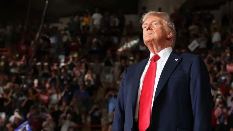 ¿Es Trump fascista?