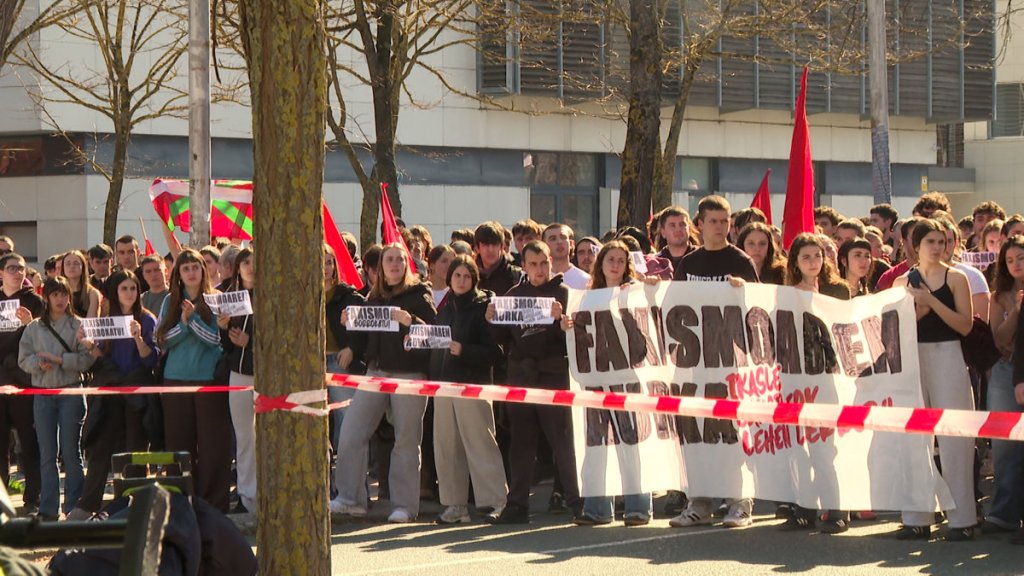 Ikasle Antolakunde Sozialistak (IAS) bihar, otsailak 26, faxismoaren eta inperialismoaren aurka mobilizatzeko deia egin du