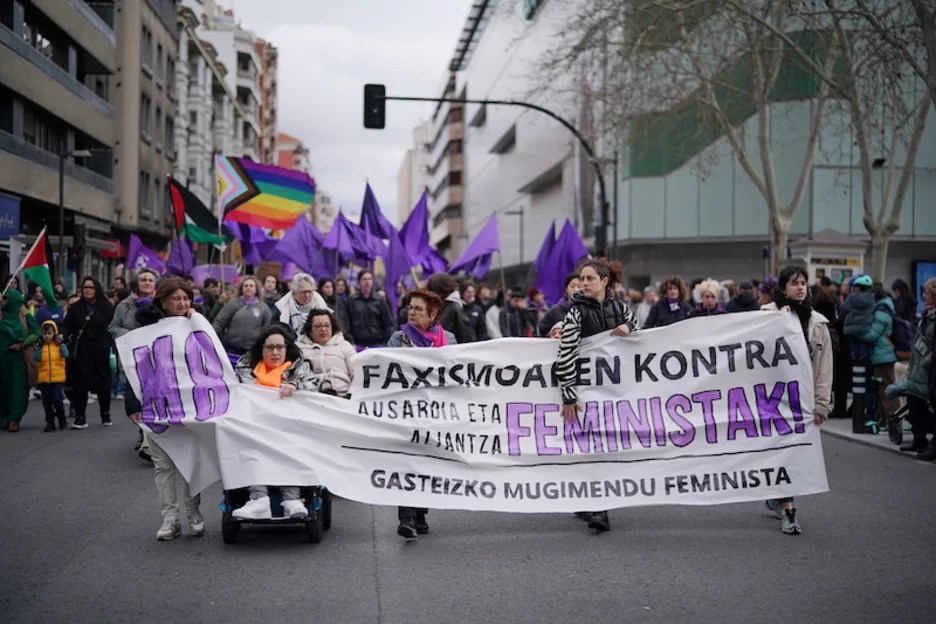 Indarkeri matxista Hego Euskal Herrian: egunero 30&nbsp;salaketa