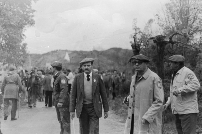 1976an Jurramendi-n faxistek hildakoak “estatu terrorismoaren” biktima izendatu ditu Nafarroako&nbsp;Parlamentuak