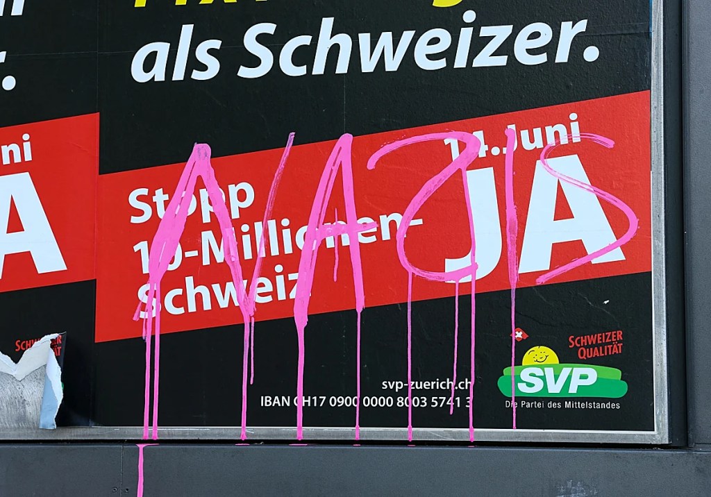 Suiza vota en referéndum una propuesta de la extrema derecha para limitar la población a 10&nbsp;millones