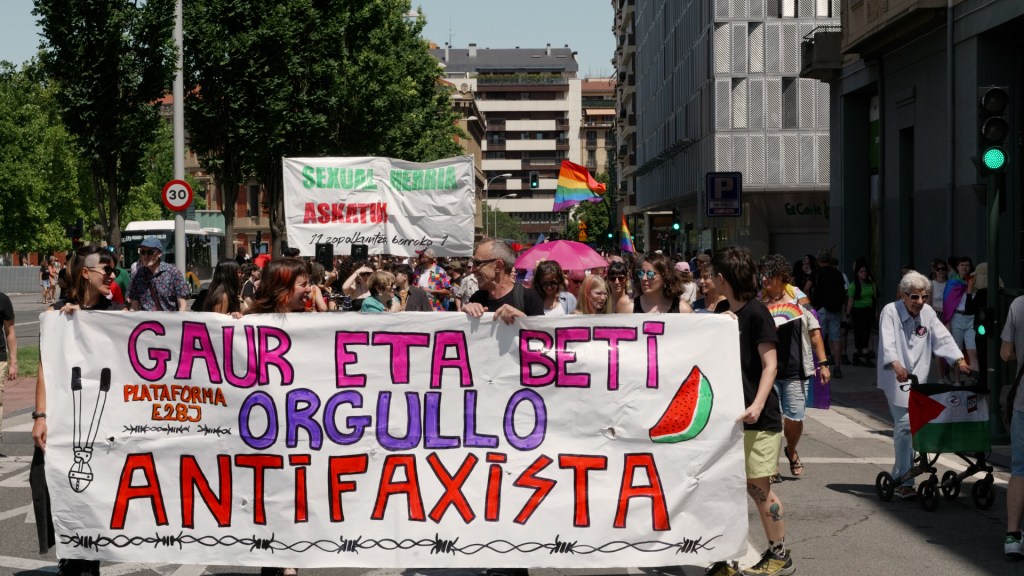 Faxismoari erantzun kolektiboa emateko deia egin dute Harrotasunaren&nbsp;Egunean