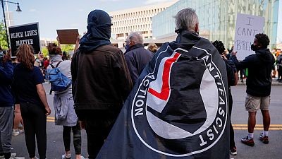 La guerra de Trump contra “antifa” se cobra 450 años de cárcel para nueve acusados de&nbsp;“terrorismo”