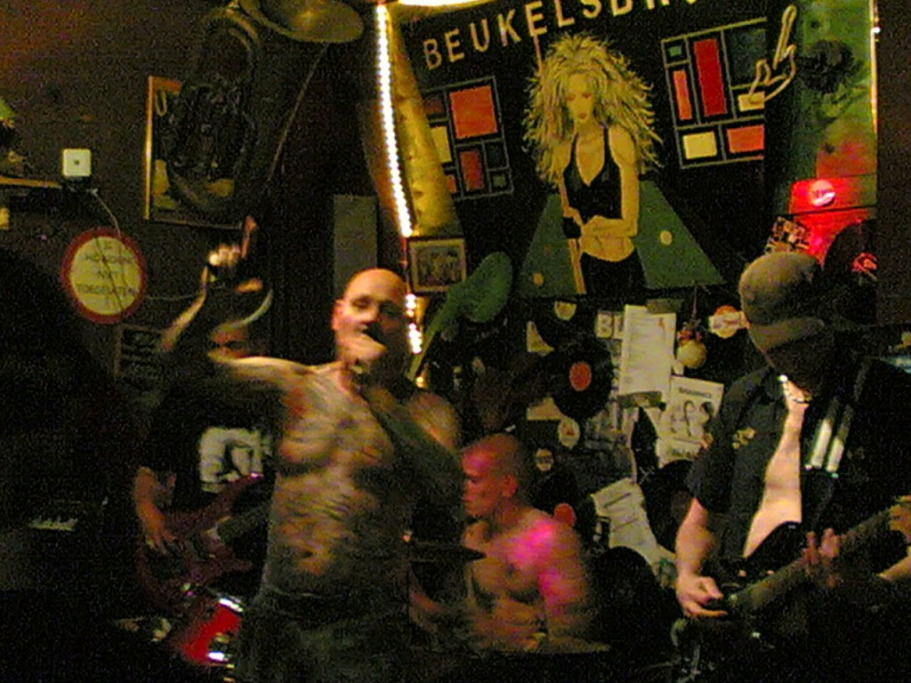 Franquicias del ódio: Cuando el Rock Against Communism (RAC) creó su propia multinacional de la&nbsp;violencia