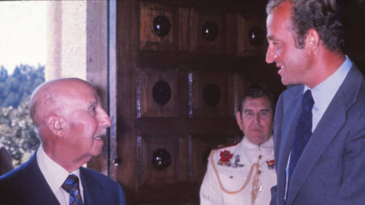 Entrevista a Carlos Enrique Bayo, autor del libro «El rey golfo» sobre Juan Carlos I de&nbsp;Borbón